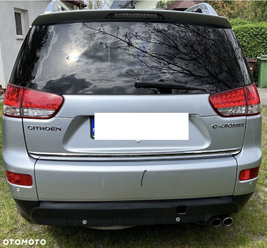 Citroën C-Crosser - 8