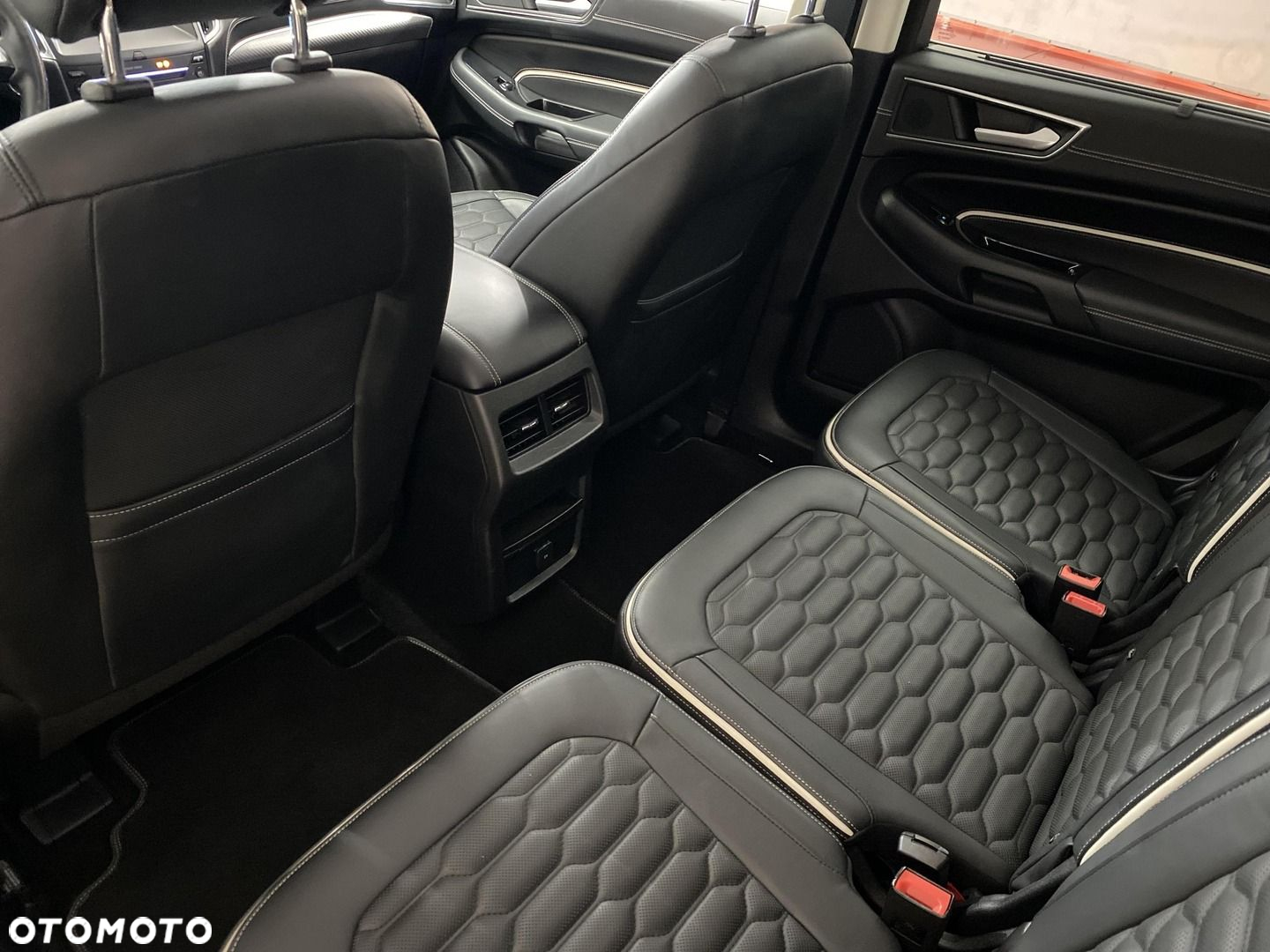 Ford S-Max 2.0 TDCi 4WD Vignale PowerShift - 11