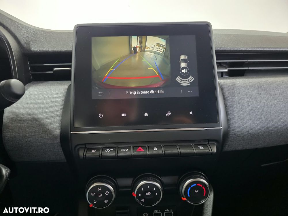 Renault Clio - 8
