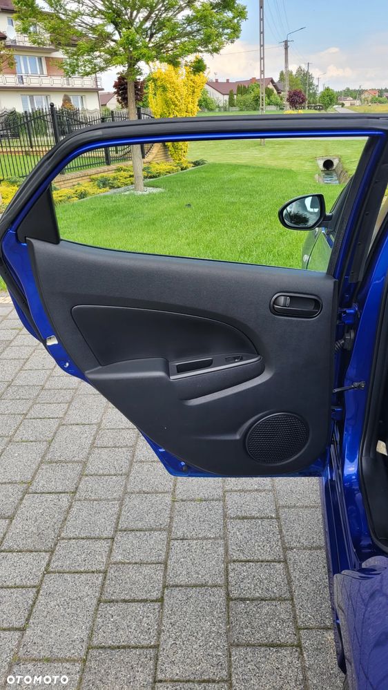 Mazda 2 - 23