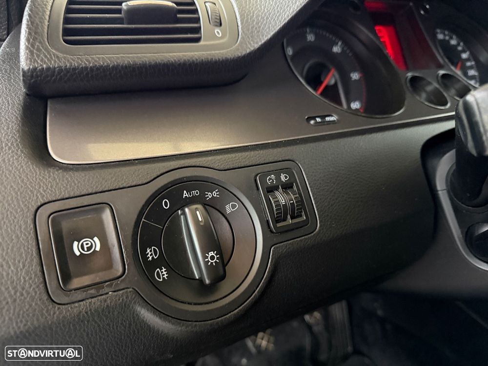 VW Passat Variant 1.9 TDi Trendline Pack BM - 11