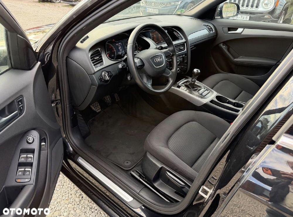 Audi A4 Limousine 2.0 TDI DPF Attraction - 23