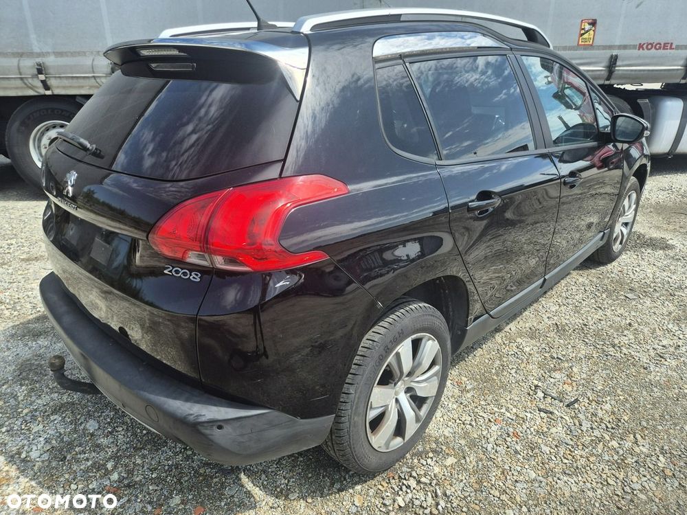 Peugeot 2008 - 3