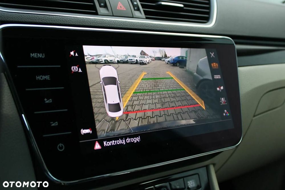 Skoda Superb 2.0 TSI 4x4 L&K DSG - 19