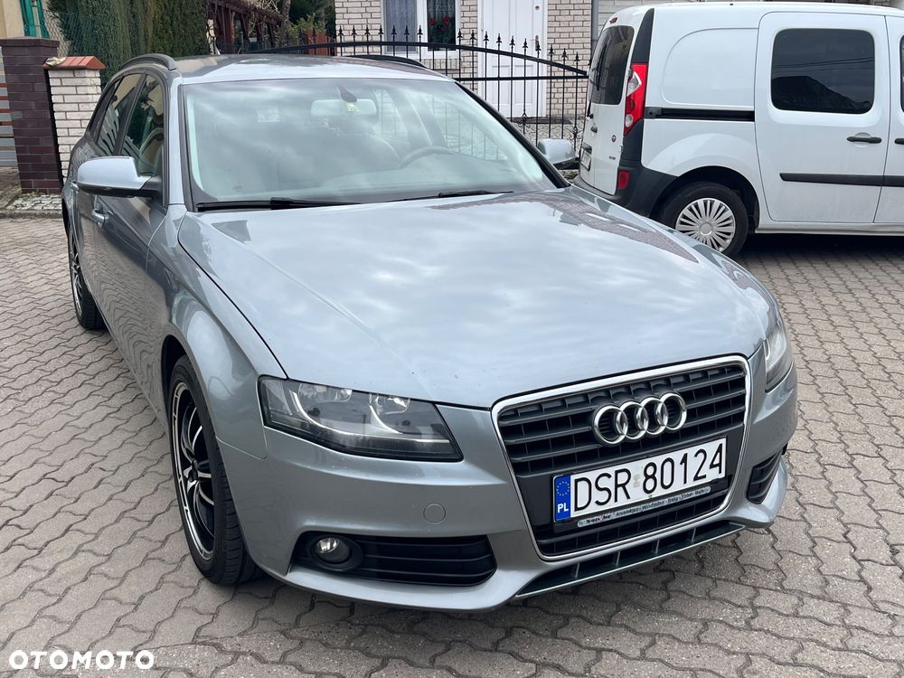 Audi A4 Avant 2.0 TDI - 17