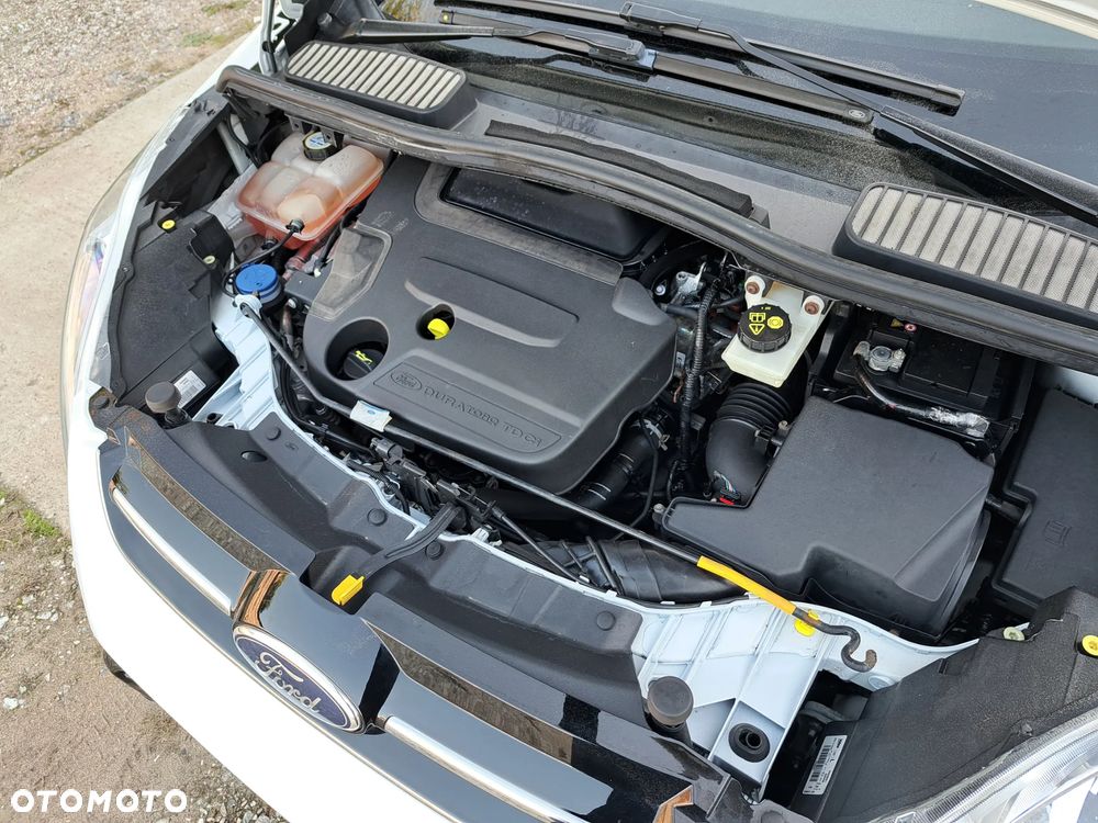 Ford Grand C-MAX 2.0 TDCi Titanium - 16