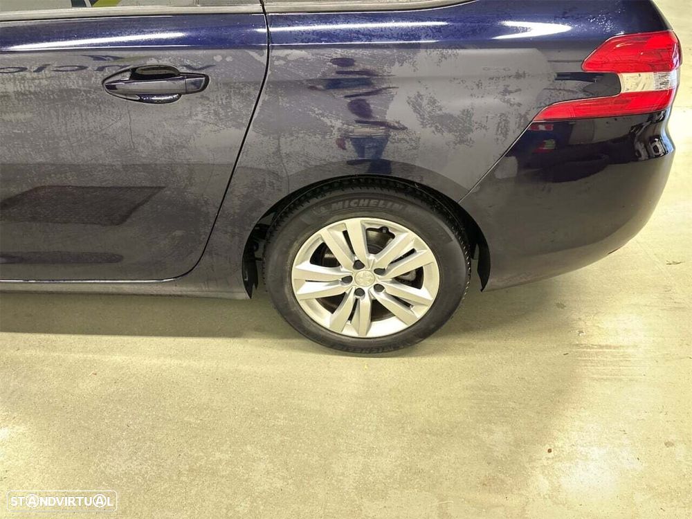 Peugeot 308 SW 1.5 BlueHDi Active - 11
