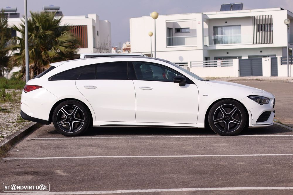 Mercedes-Benz CLA 220 d 8G-DCT AMG Line - 6