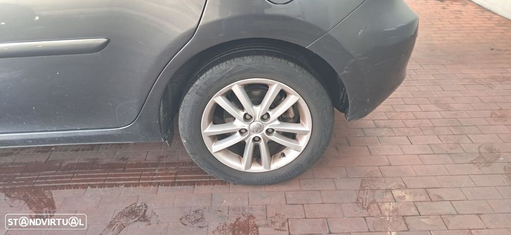 Toyota Auris 1.33 VVT-i - 3