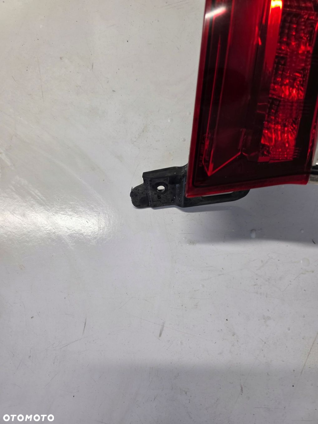 Lampa lewy tył SUBARU Outback LED 15- 220-60228 - 3