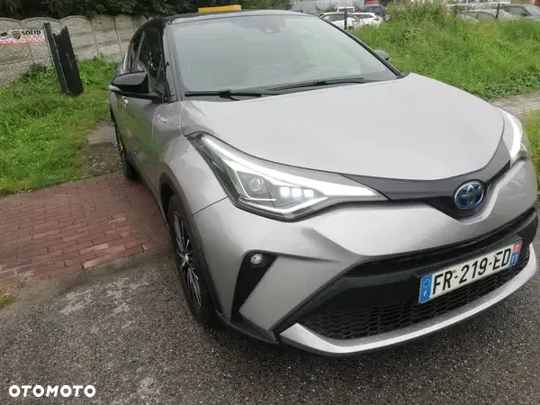 Toyota C-HR Hybrid Style Selection