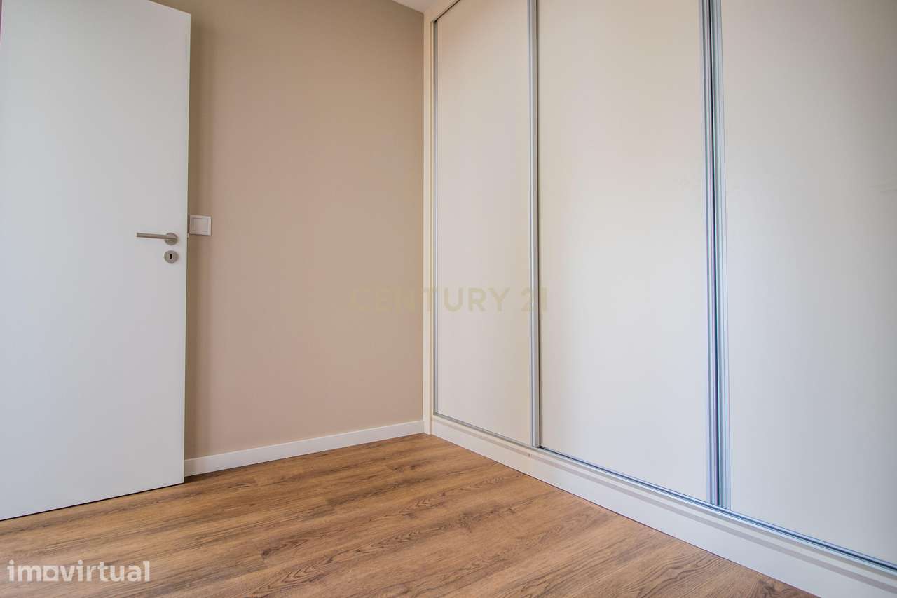 Apartamento T2 remodelado na Praia de Quiaios - Grande imagem: 5/14