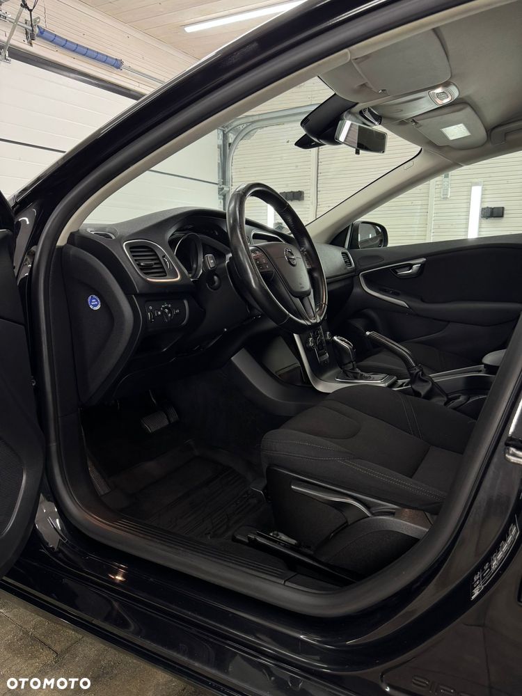 Volvo V40 D2 Drive-E Momentum - 5