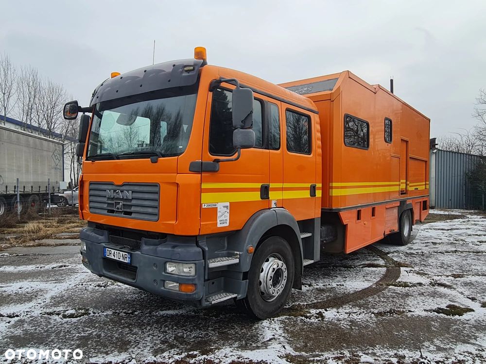 MAN 18.224 Klima Webasto Toaleta Winda Dystrybucja Zbiorniki Na Paliwo - 1