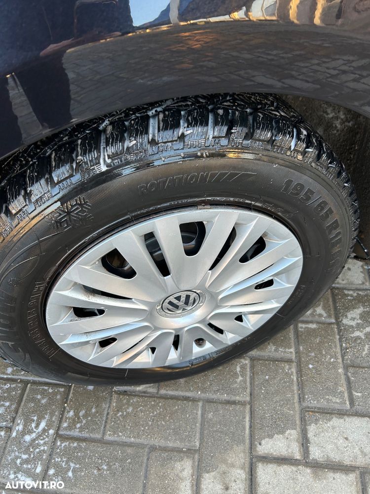 Volkswagen Golf - 10