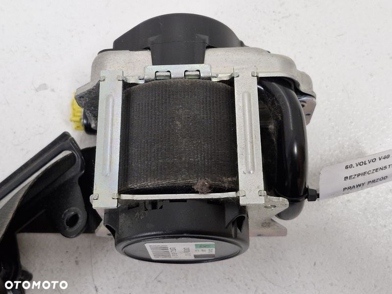 volvo v40 2 ii pas bezpieczeństwa prawy przód przedni 31292067 - 7