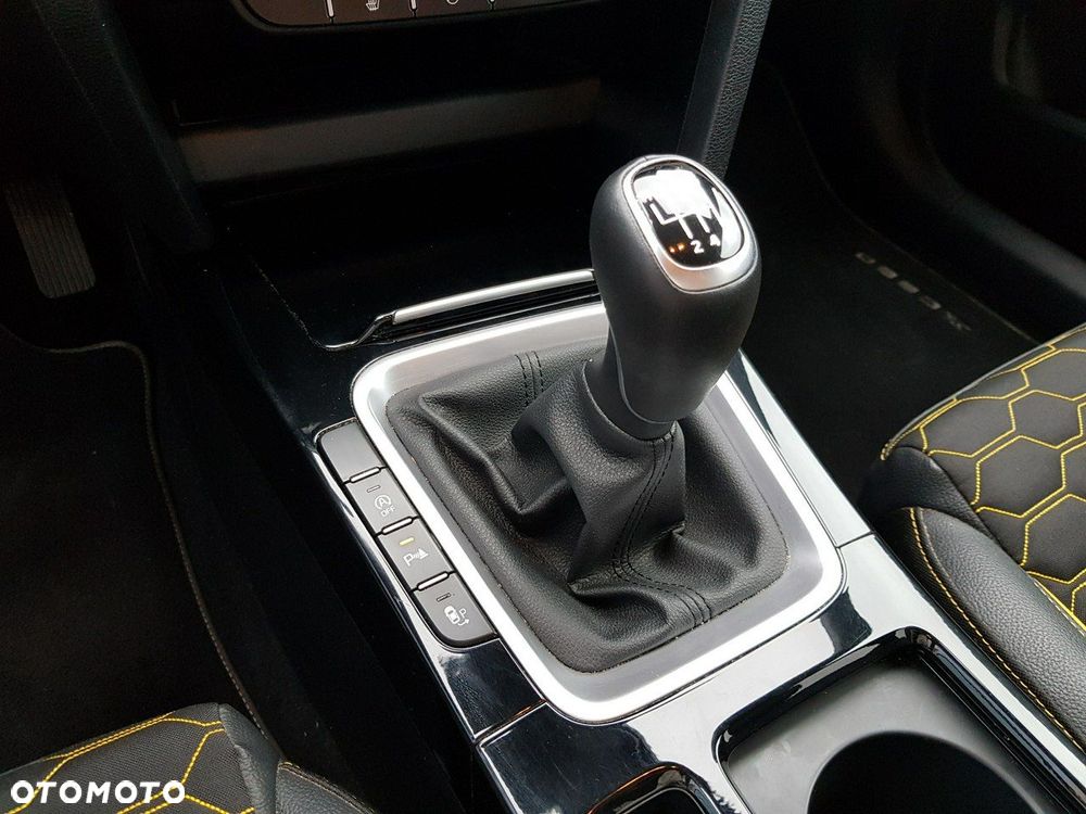 Kia XCeed 1.5 T-GDI L Business Line - 28