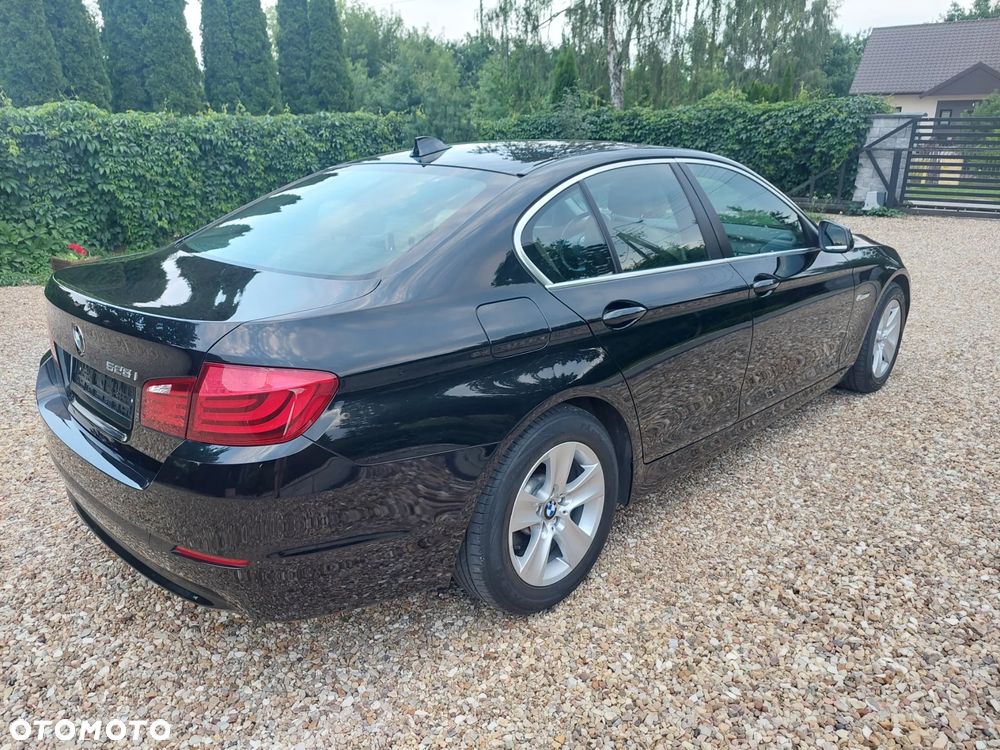 BMW Seria 5 528i - 37