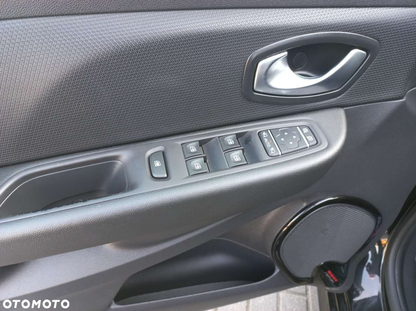 Renault Clio - 12