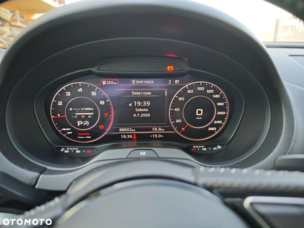 Audi A3 Limousine 35 TFSI S tronic - 13