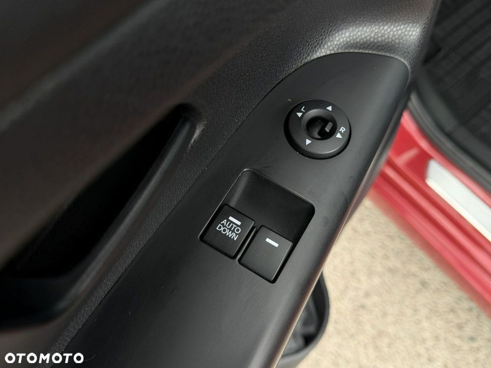 Kia Venga - 14