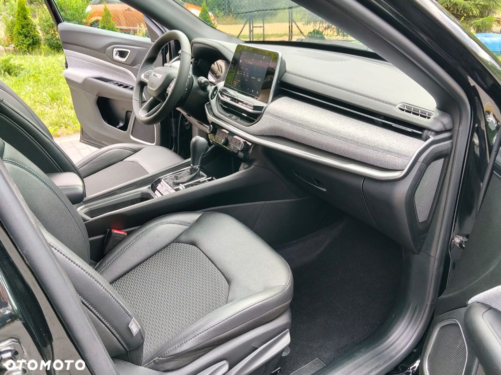 Jeep Compass - 10