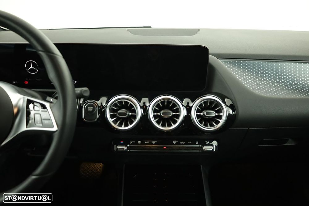 Mercedes-Benz EQA 250+ Progressive - 10