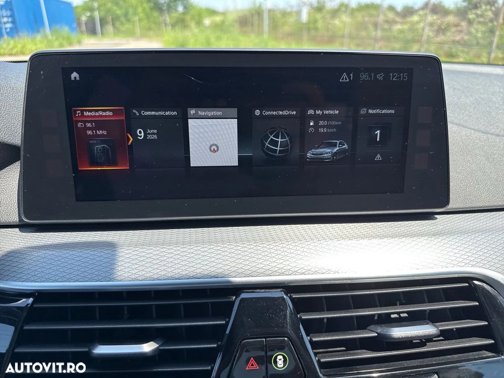 BMW Seria 5 540i xDrive AT - 21