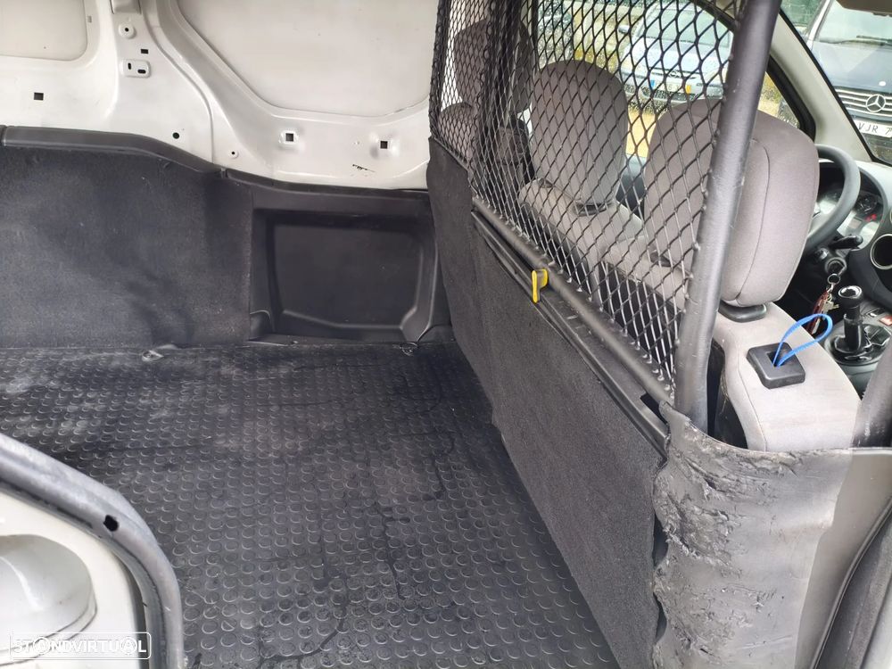 Peugeot PARTNER 1.6HDI LONGA IVA DEDUTIVEL - 15