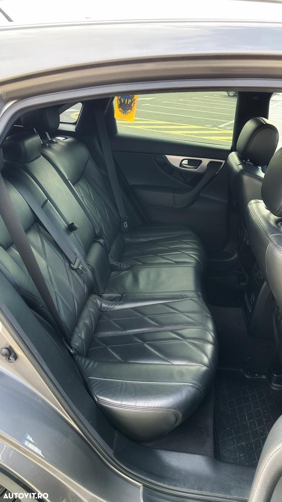 Infiniti FX 30 FX30d AWD Aut. S - 14