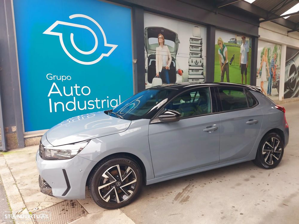 Opel Corsa 1.2 T GS - 1