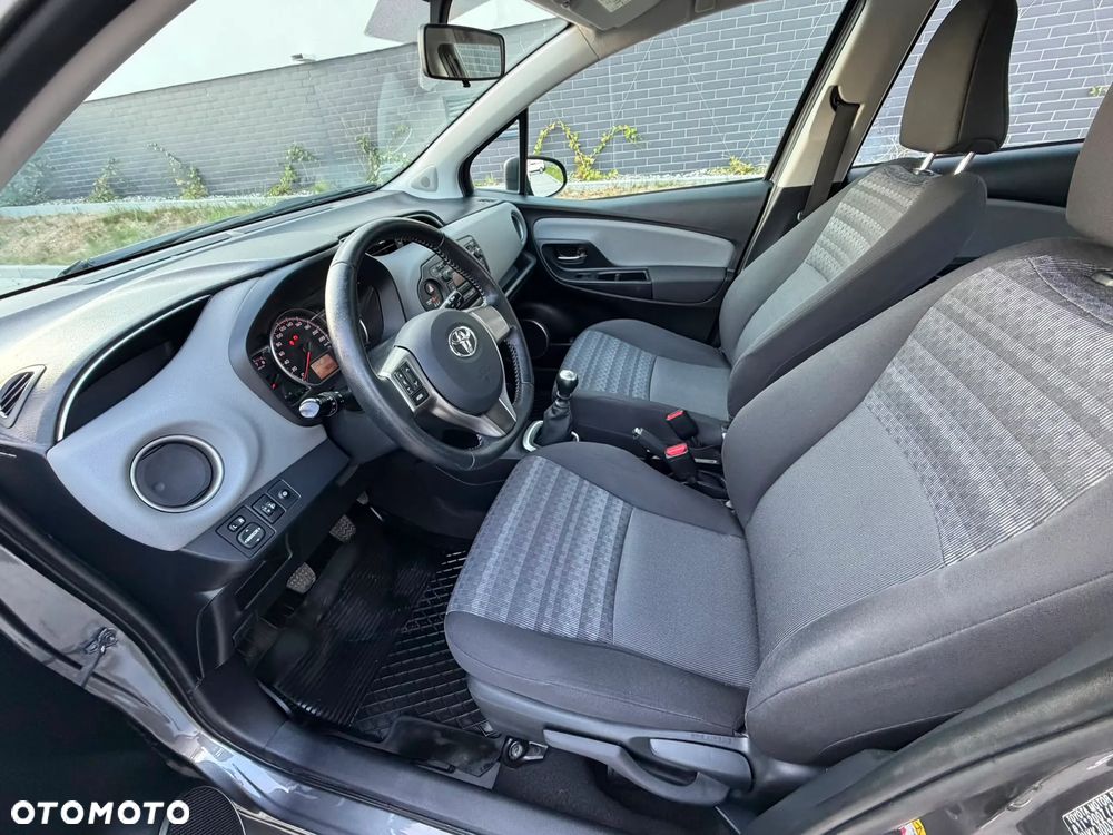 Toyota Yaris 1.33 Premium - 7