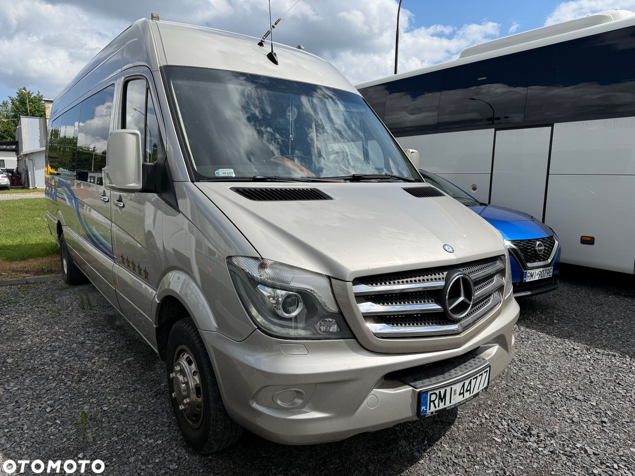 Mercedes-Benz Sprinter - 1