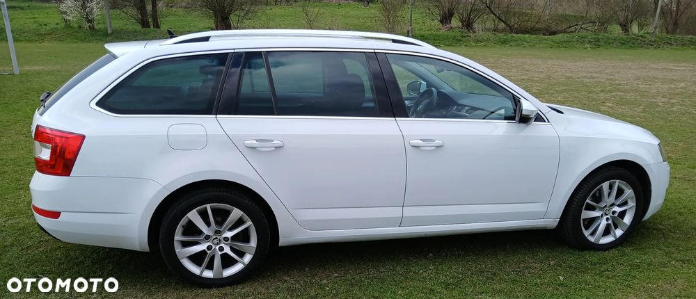 Skoda Octavia 2.0 TDI 4x4 Ambition DSG - 8