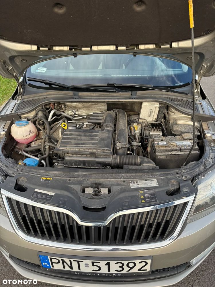 Skoda RAPID - 16