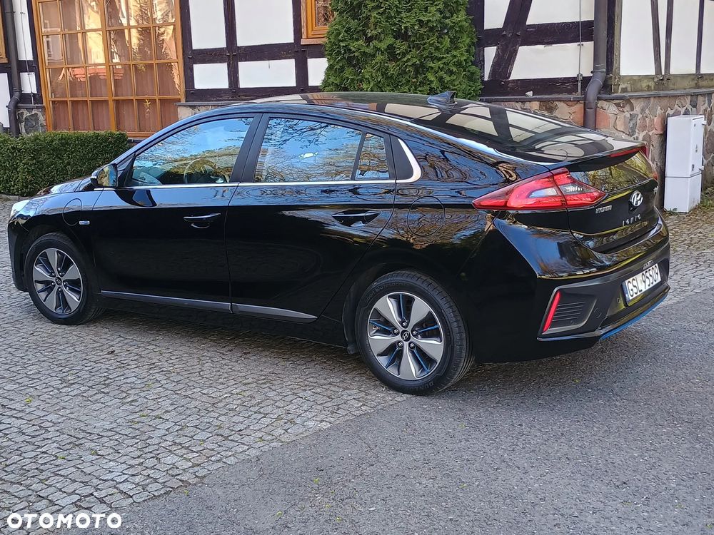 Hyundai IONIQ Plug-in hybrid Platinum - 2