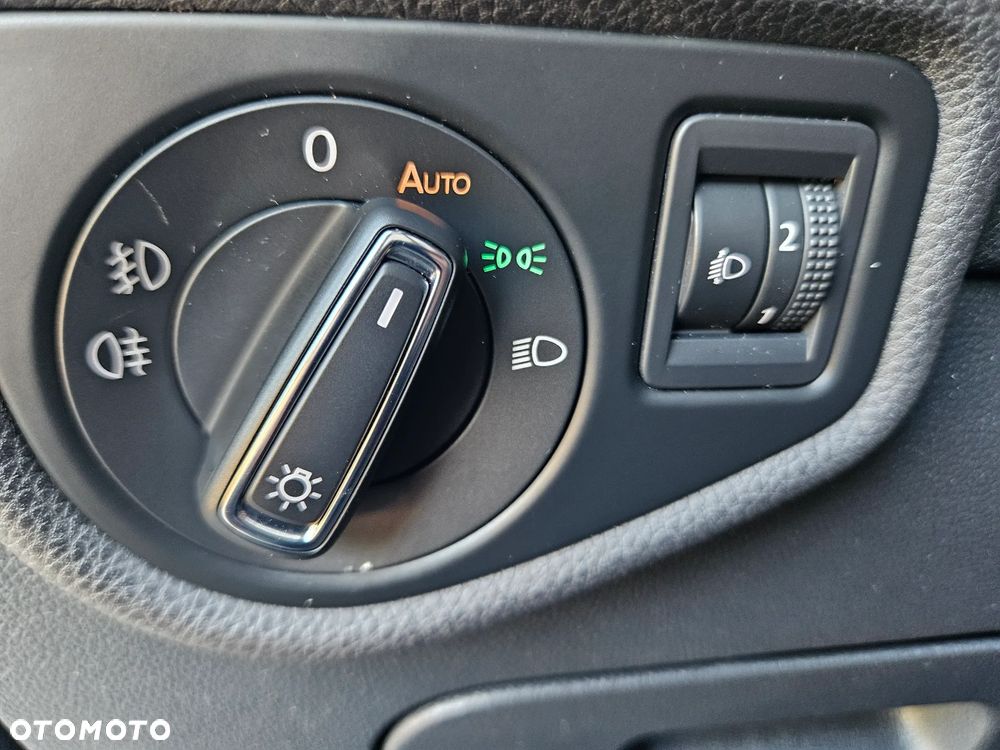 Volkswagen Touran 1.4 TSI (BlueMotion Technology) Comfortline - 24