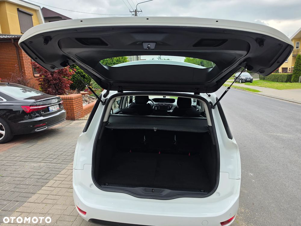 Citroën C4 Grand Picasso - 27