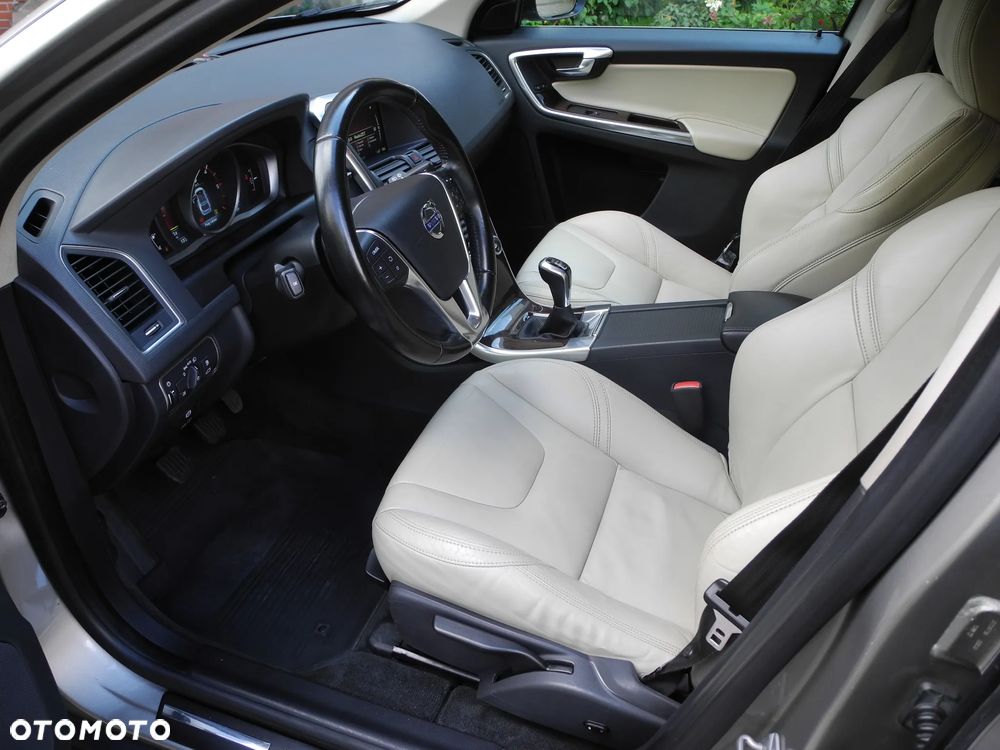 Volvo XC 60 - 12