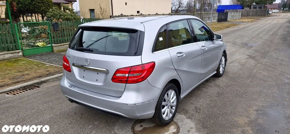 Mercedes-Benz Klasa B 200 Peak Edition - 5