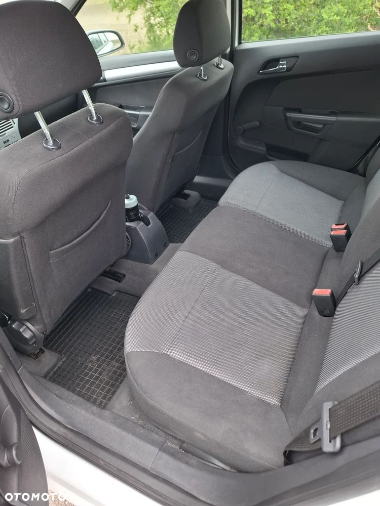 Opel Astra 1.3 CDTI - 6