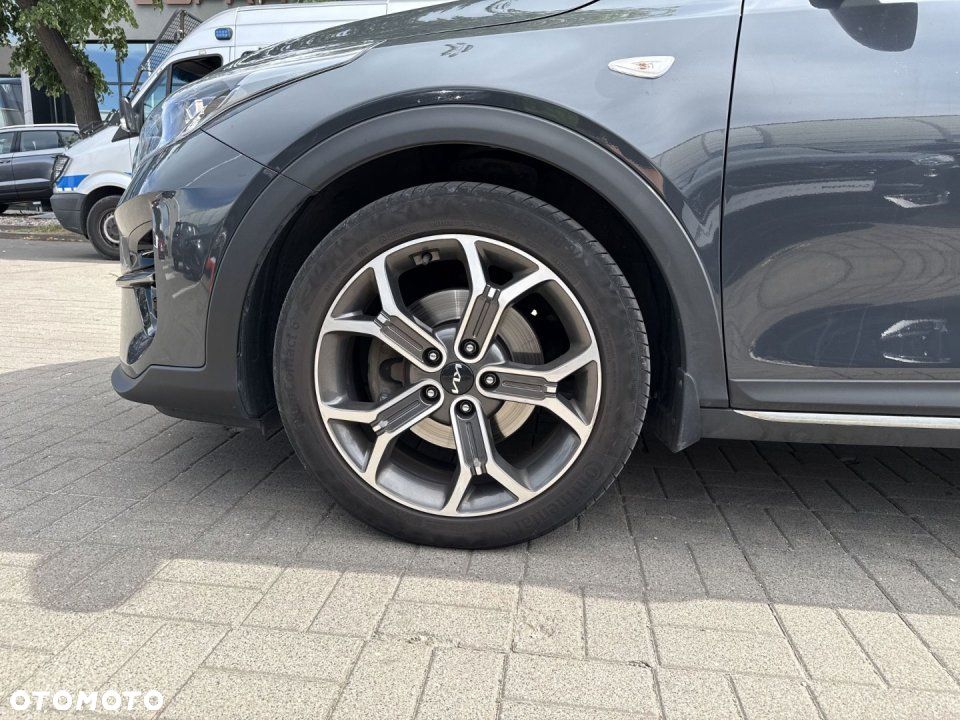 Kia XCeed - 21