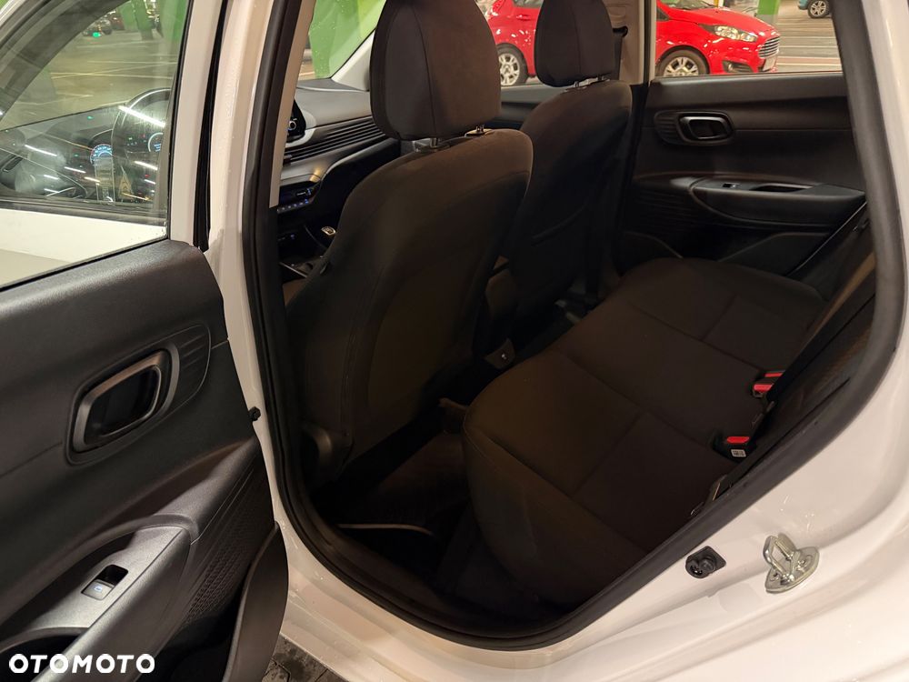 Hyundai i20 1.2 Modern - 32