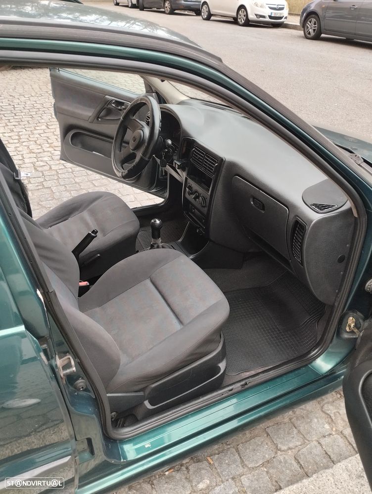 VW Polo 1.4 Colour Concept - 8
