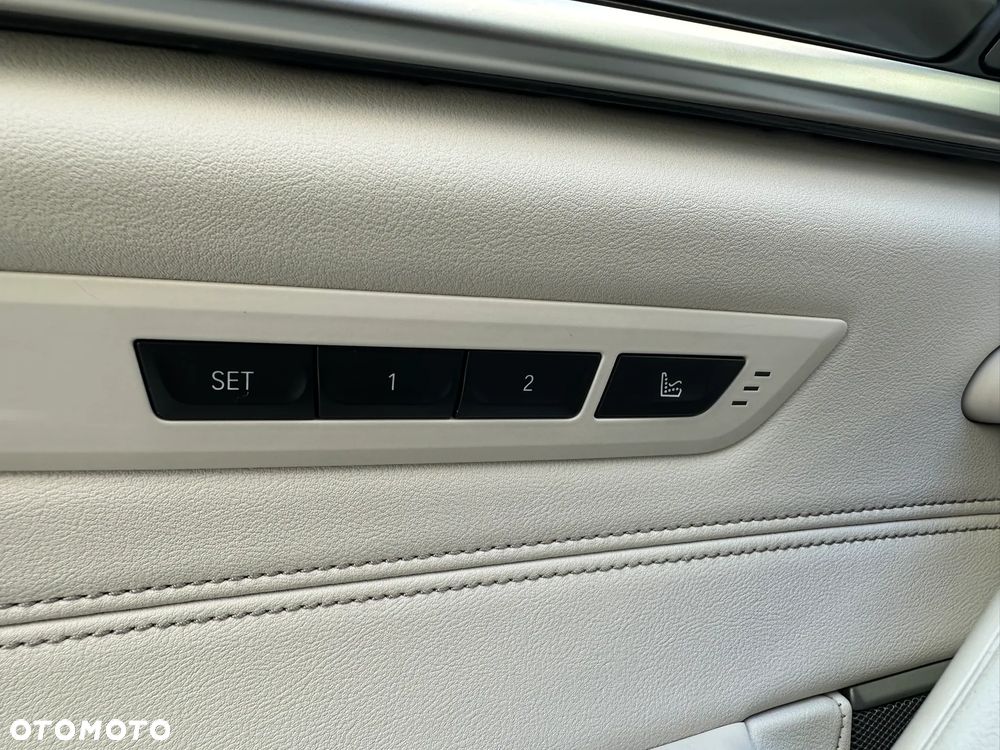 BMW Seria 5 540d xDrive mHEV sport - 20