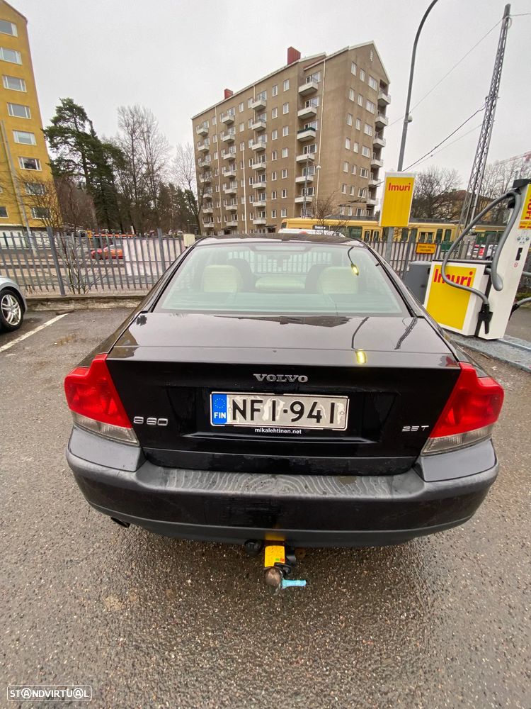 Volvo S60 2.5T Aut. Momentum - 8