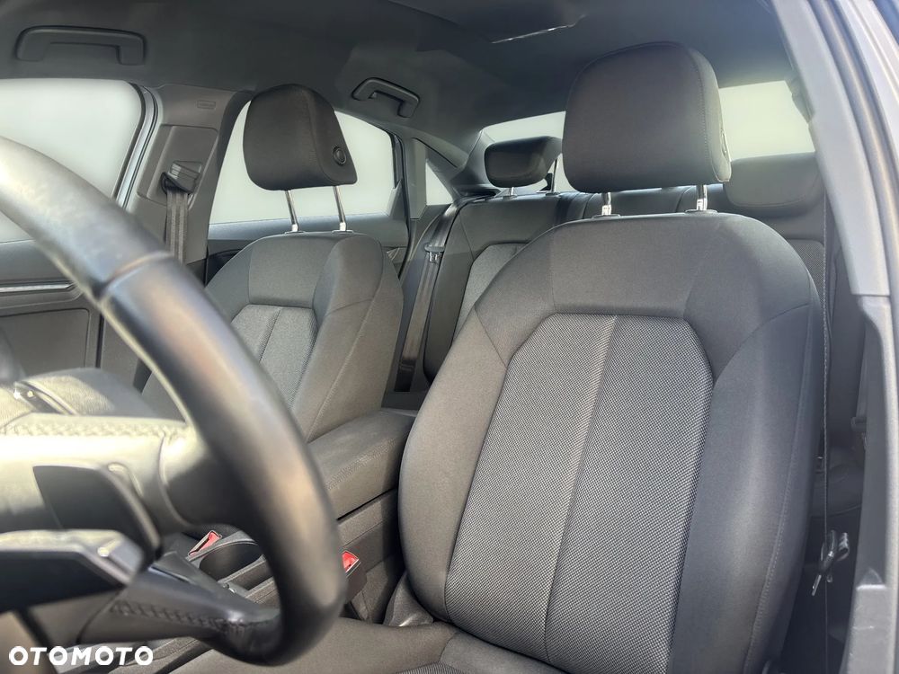 Audi A3 Limousine 35 TFSI mHEV S tronic - 12