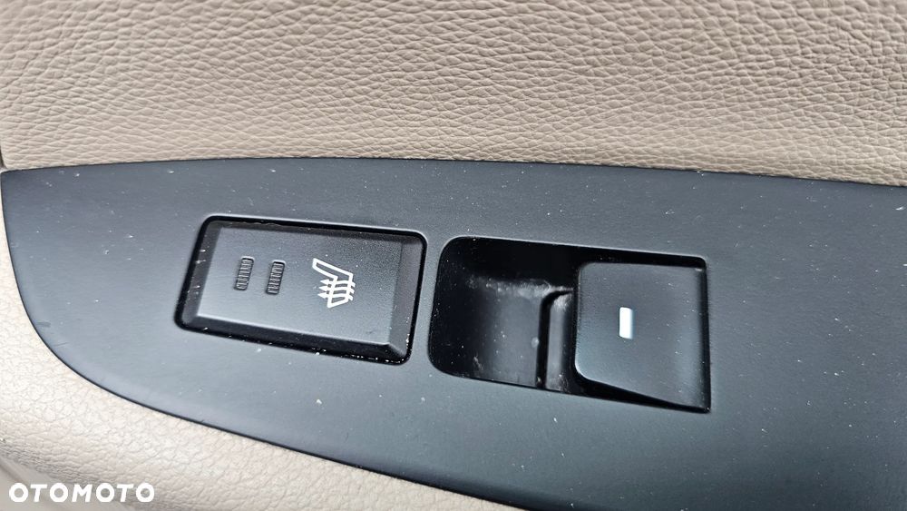 Hyundai Tucson blue 1.6 GDi 2WD Navi - 38