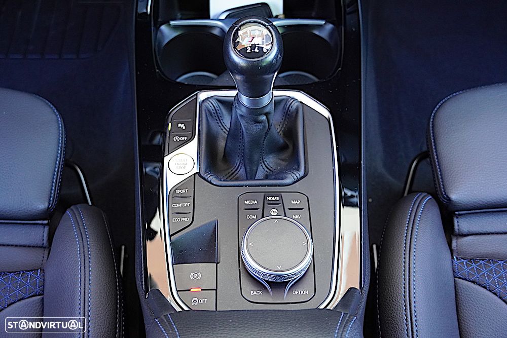 BMW 116 d Pack Desportivo M - 27