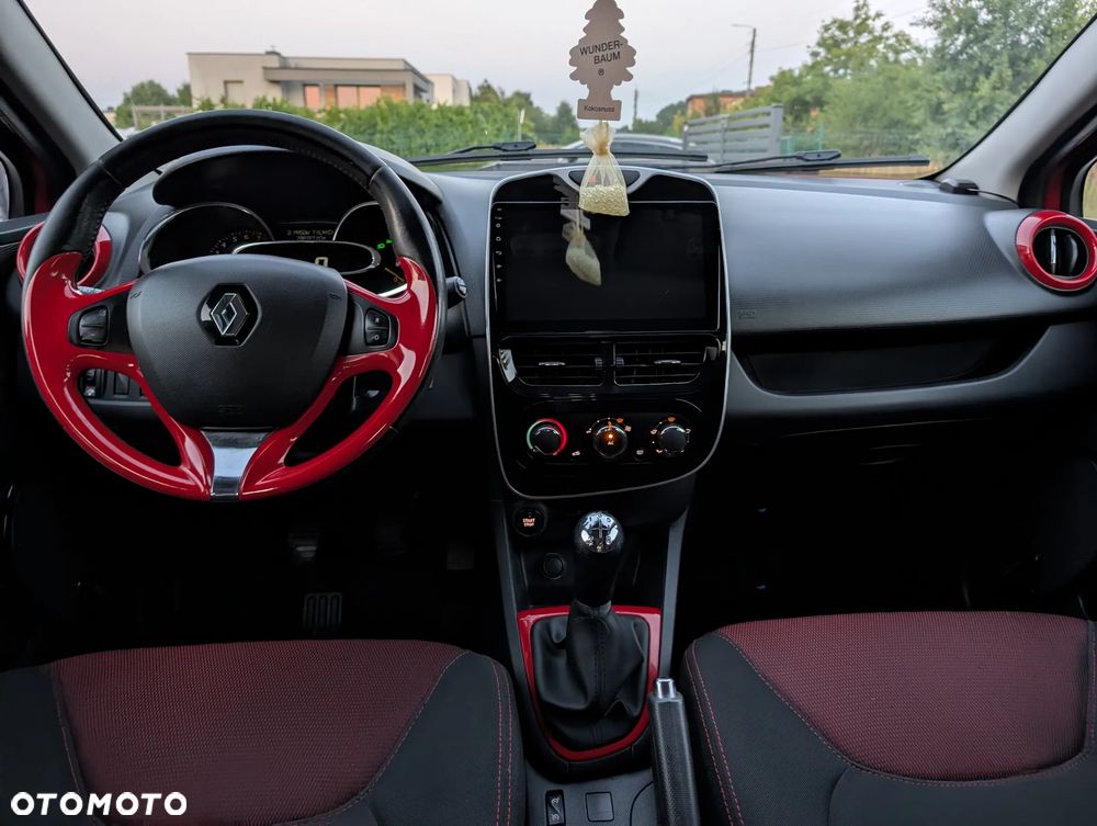 Renault Clio 1.2 16V 75 Life - 4